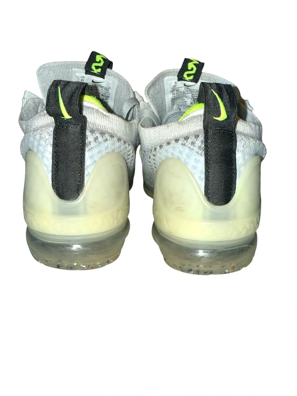 Nike Air Vapormax 2021 Flyknit, Size Big Kid 4Y - Picture 4 of 6